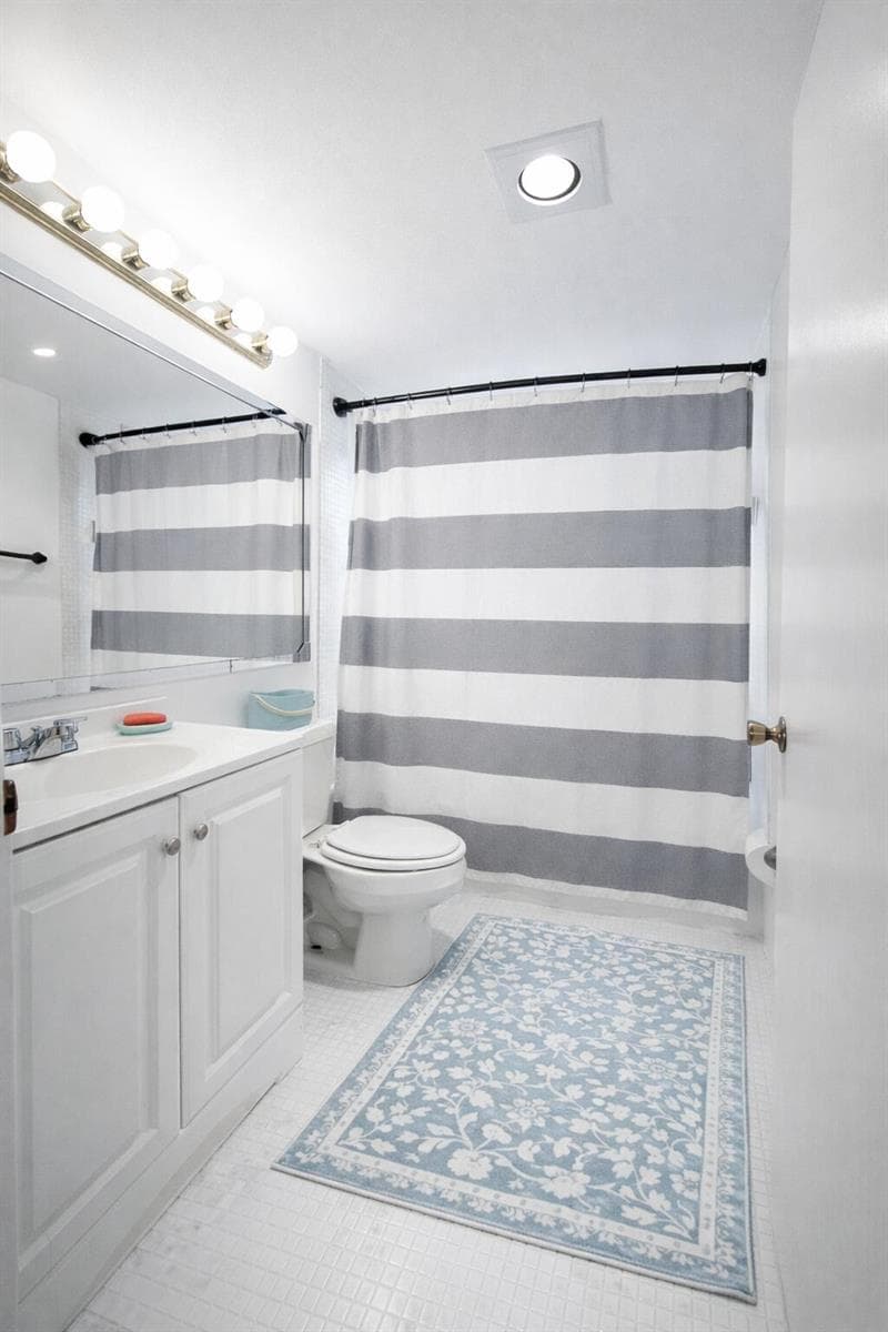 Preston A - Bath:Shower