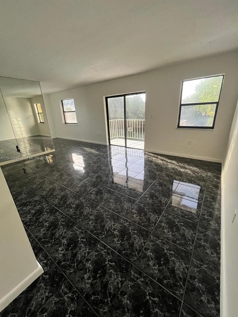 MELROSE PLACE SOUTH CONDO · #10 in North Miami Beach - Photo 2