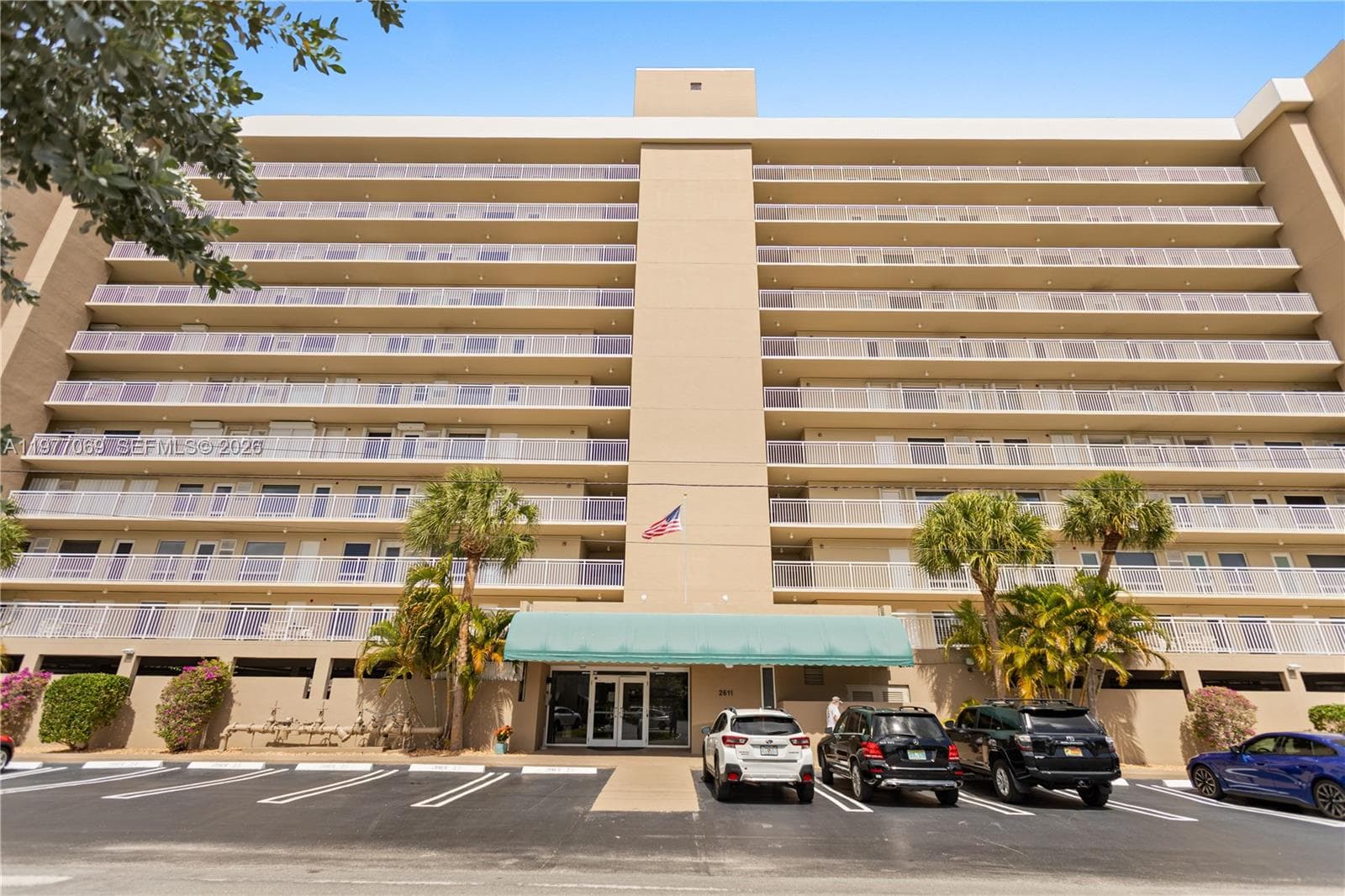 Waters Edge Condo · #901 in Pompano Beach - Photo 23