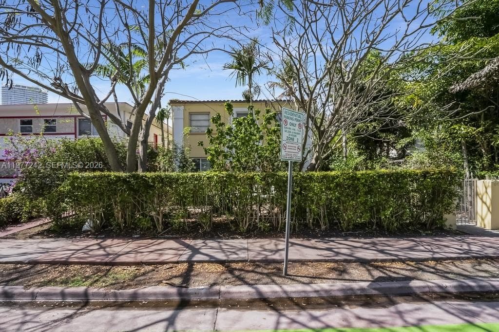 FLAMINGO WAVE CONDO · #8 in Miami Beach - Photo 26