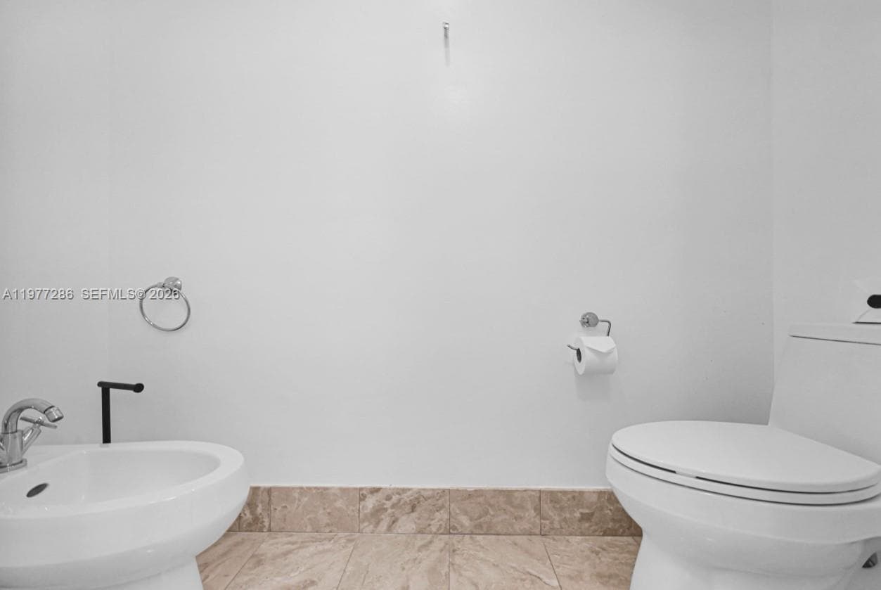 MILLENNIUM TOWER CONDOMIN · #3401 in Miami - Photo 34