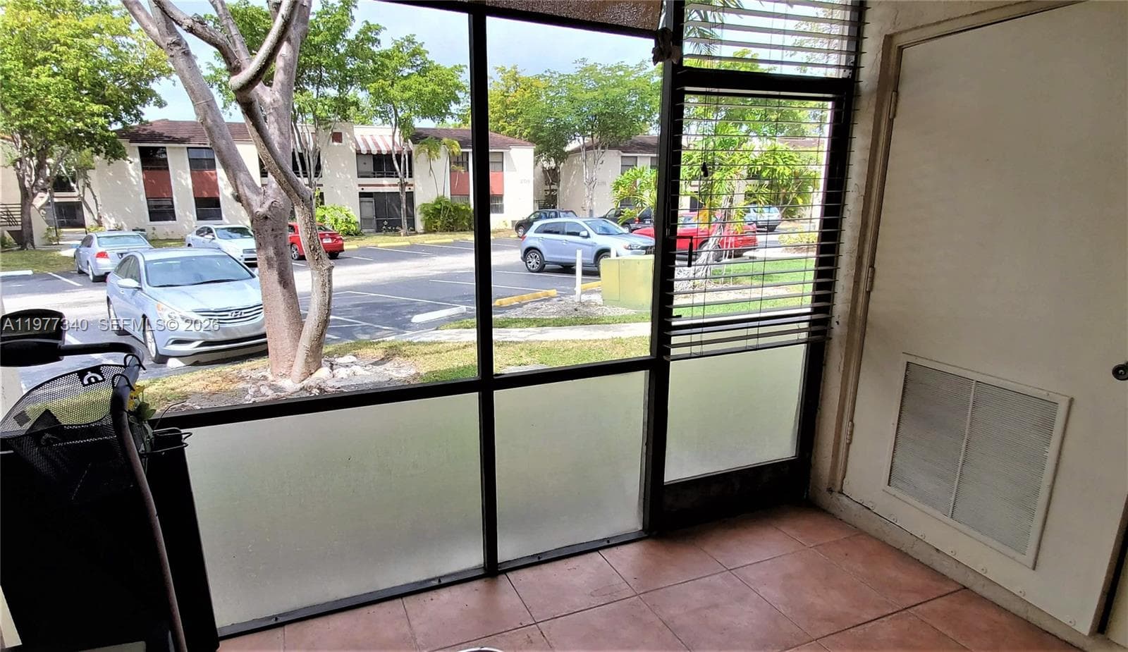Quatraine Condo · #1 in Miami - Photo 11