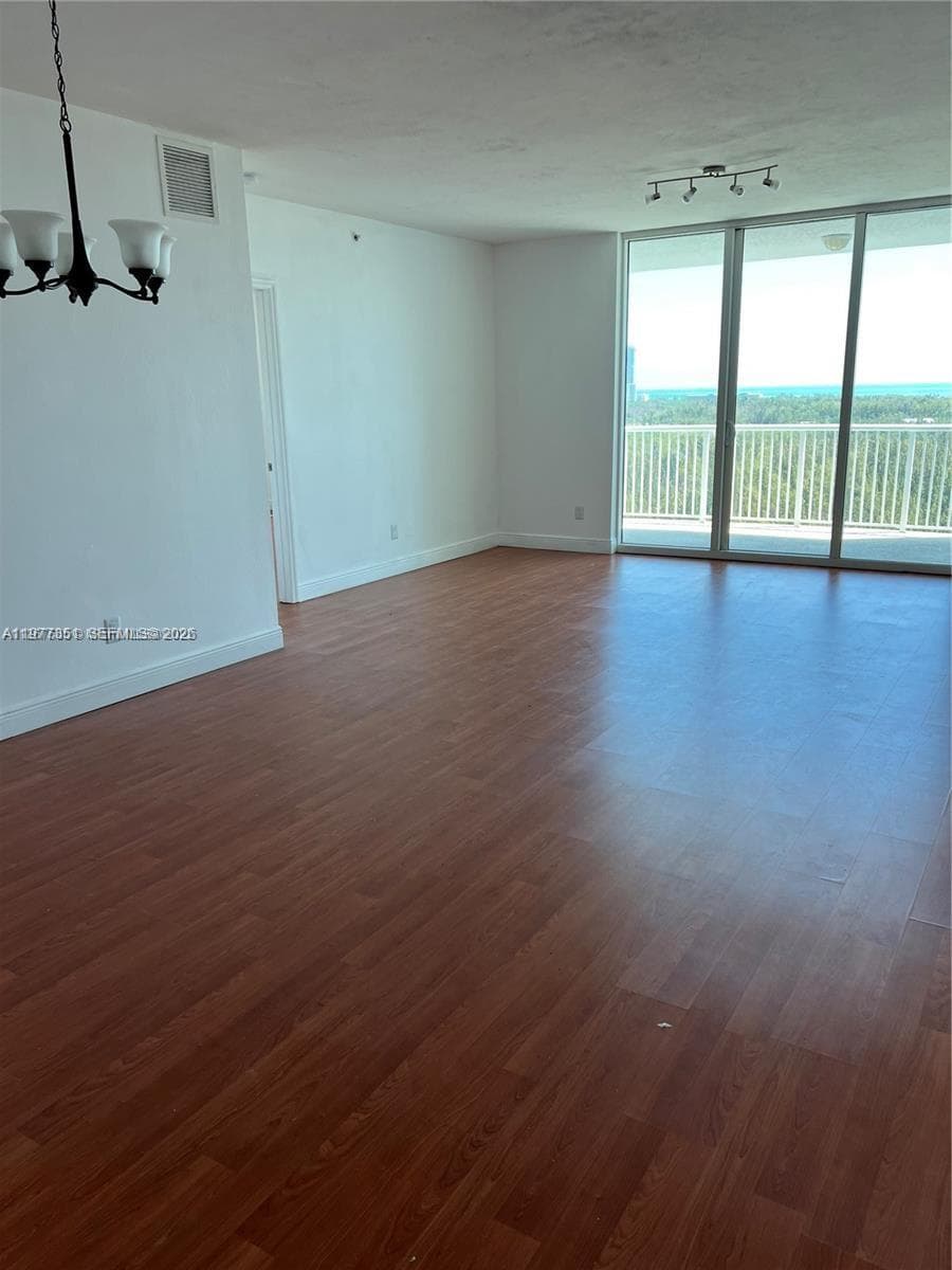 THE OAKS I CONDO · #1901 in North Miami - Photo 16