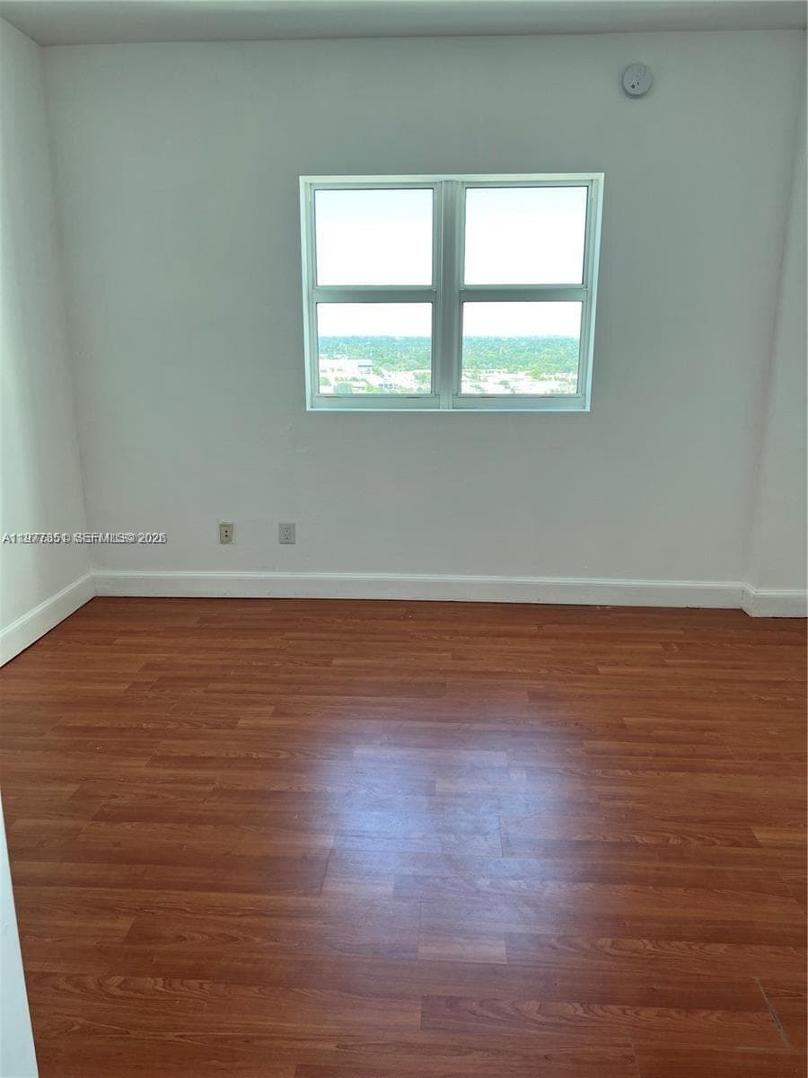 THE OAKS I CONDO · #1901 in North Miami - Photo 9