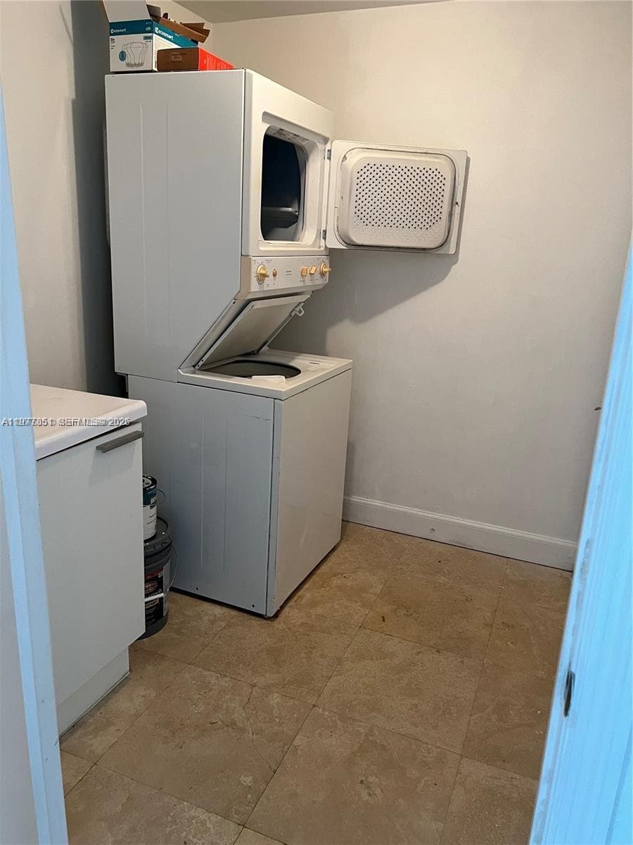 THE OAKS I CONDO · #1901 in North Miami - Photo 10