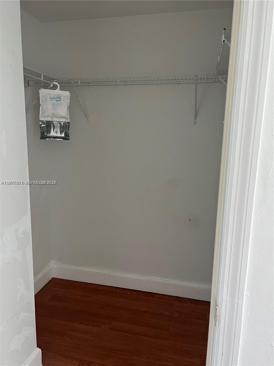 THE OAKS I CONDO · #1901 in North Miami - Photo 18