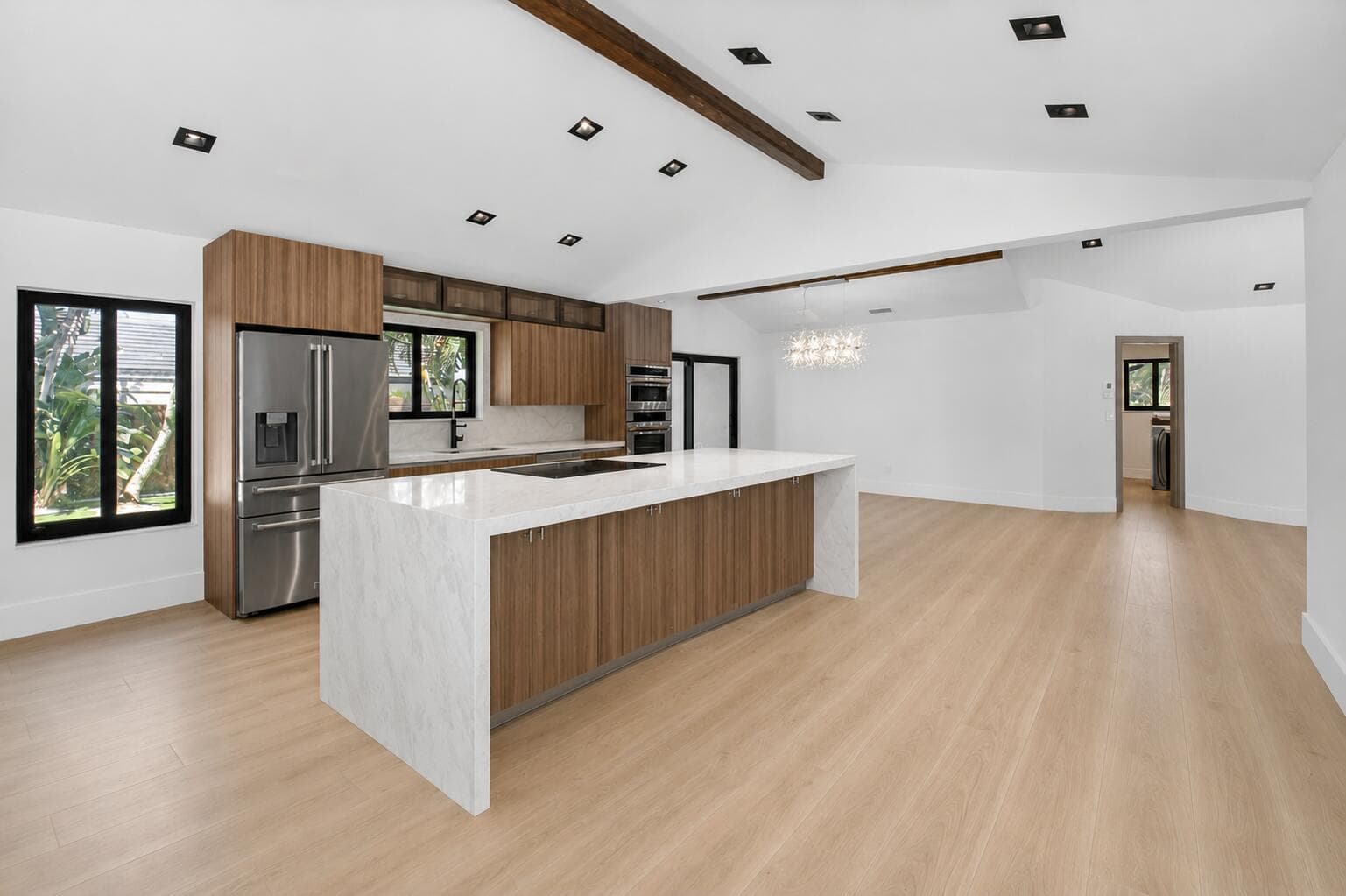 Kitchen 2 Empty