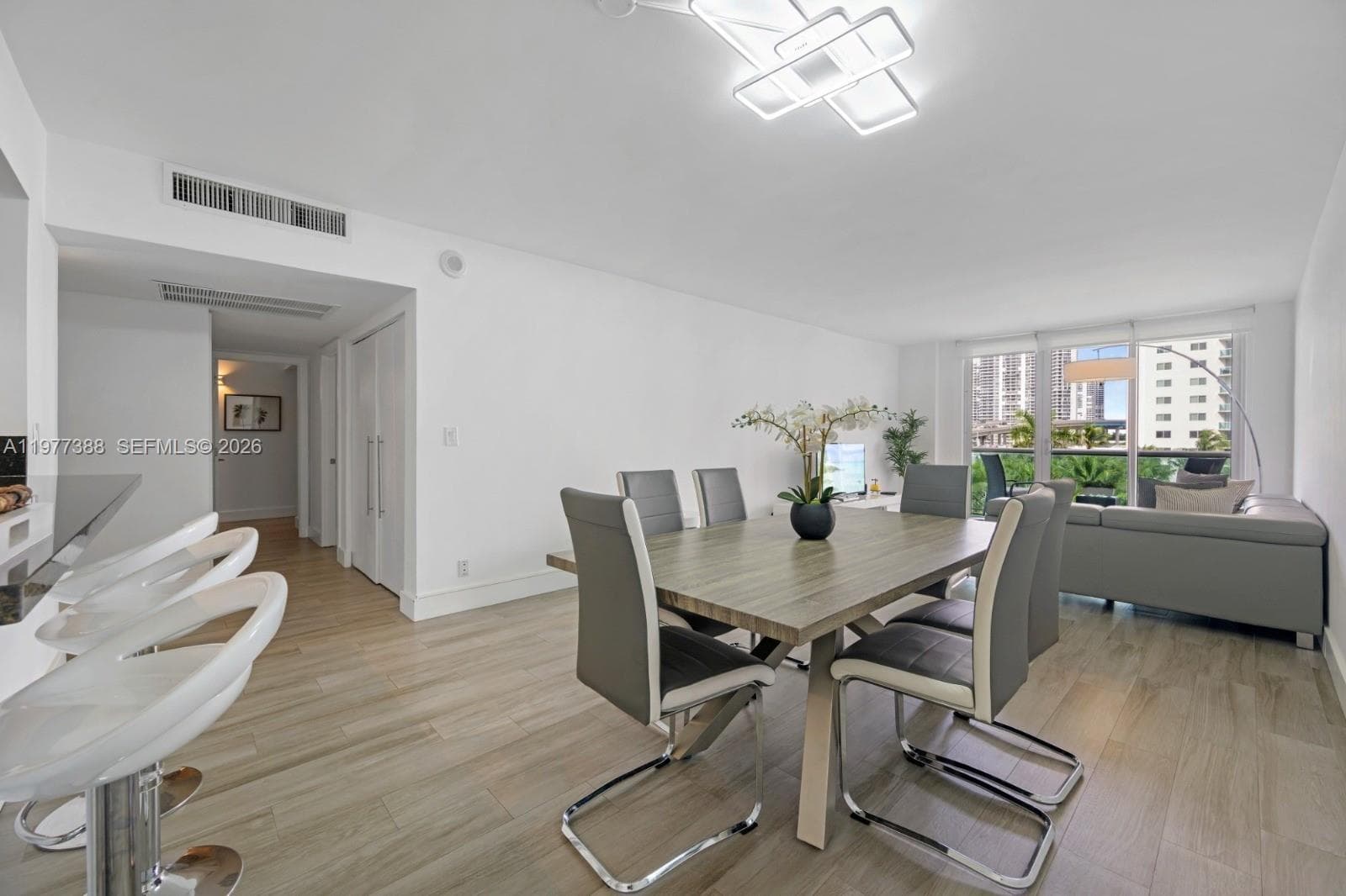 Ocean Reserve · #402 in Sunny Isles Beach - Photo 4