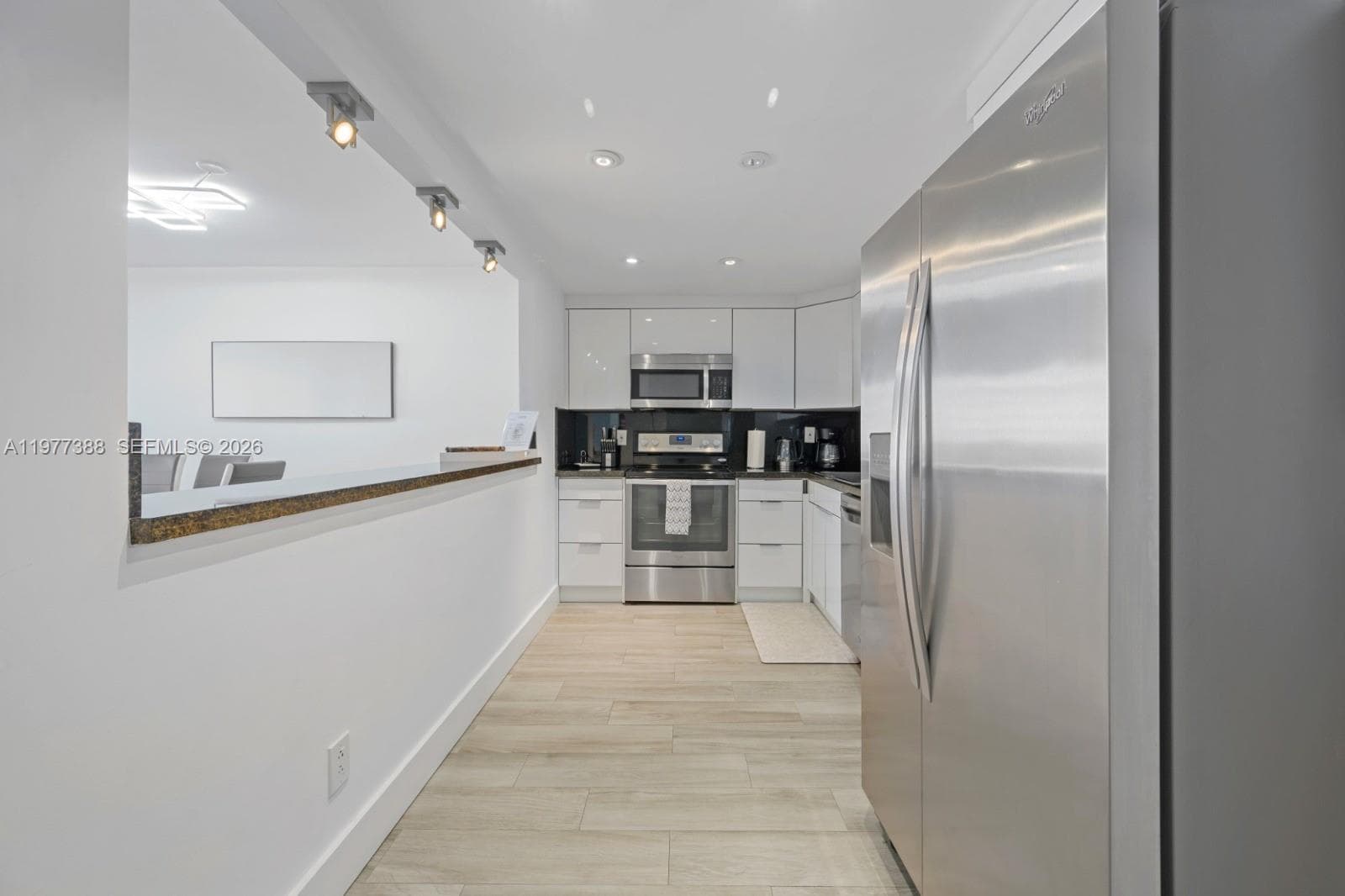 Ocean Reserve · #402 in Sunny Isles Beach - Photo 8