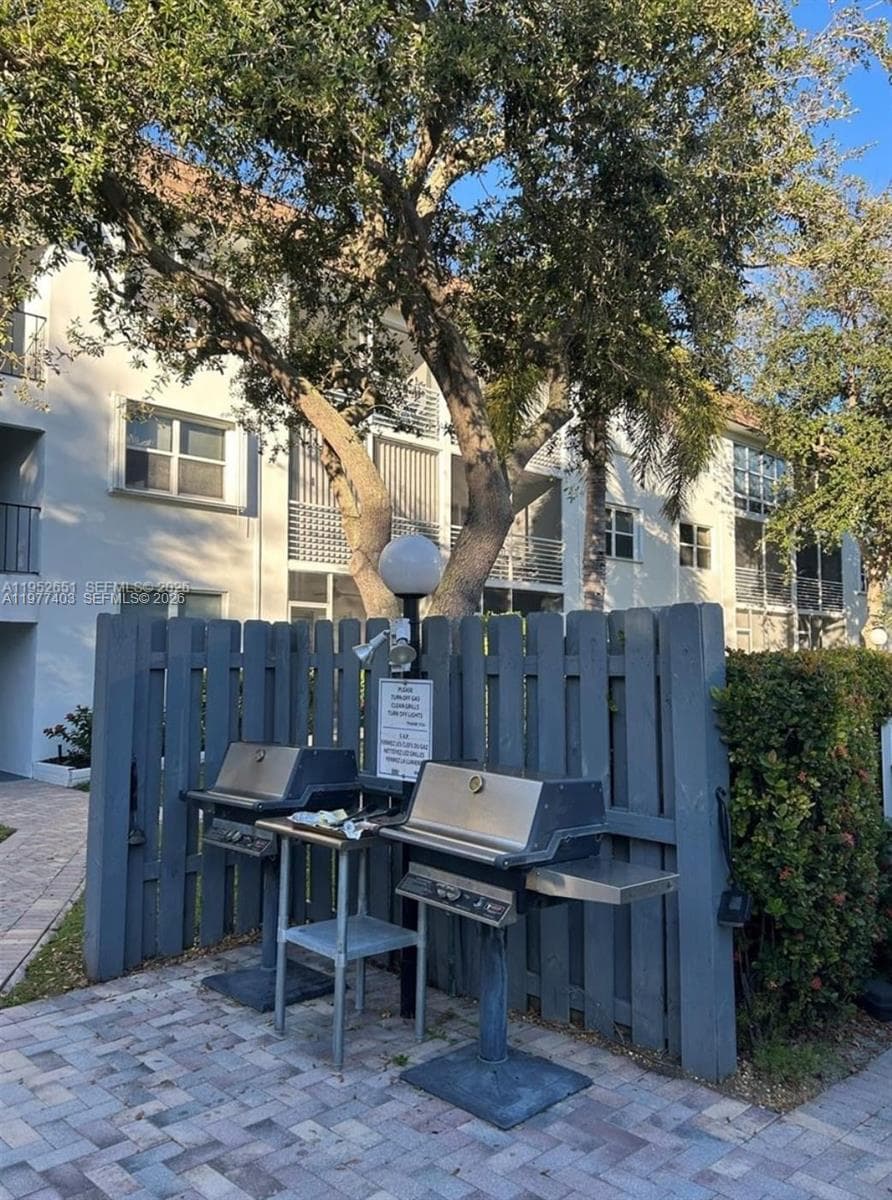 GARDENS BY THE SEA CONDO · #211 in Lauderdale By The Sea - Photo 32