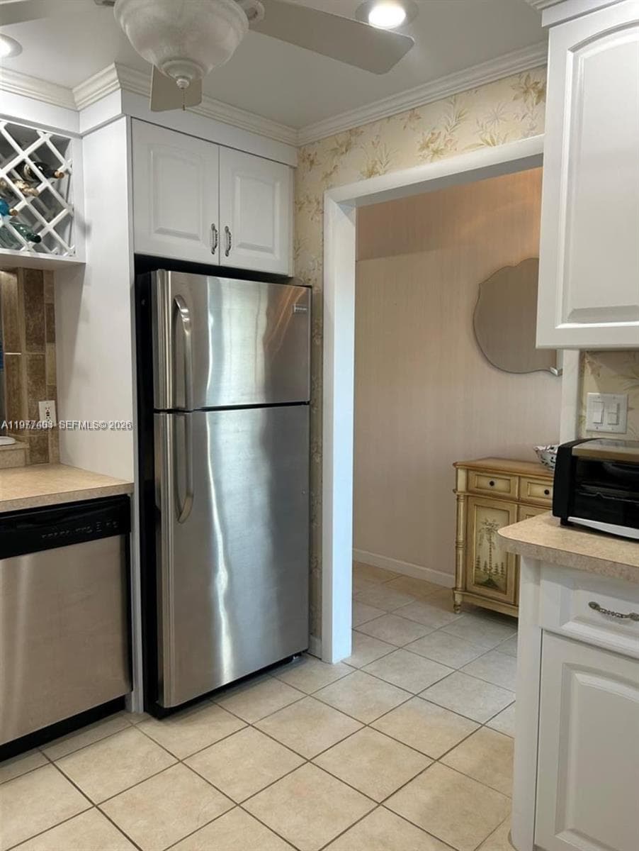 GARDENS BY THE SEA CONDO · #211 in Lauderdale By The Sea - Photo 18