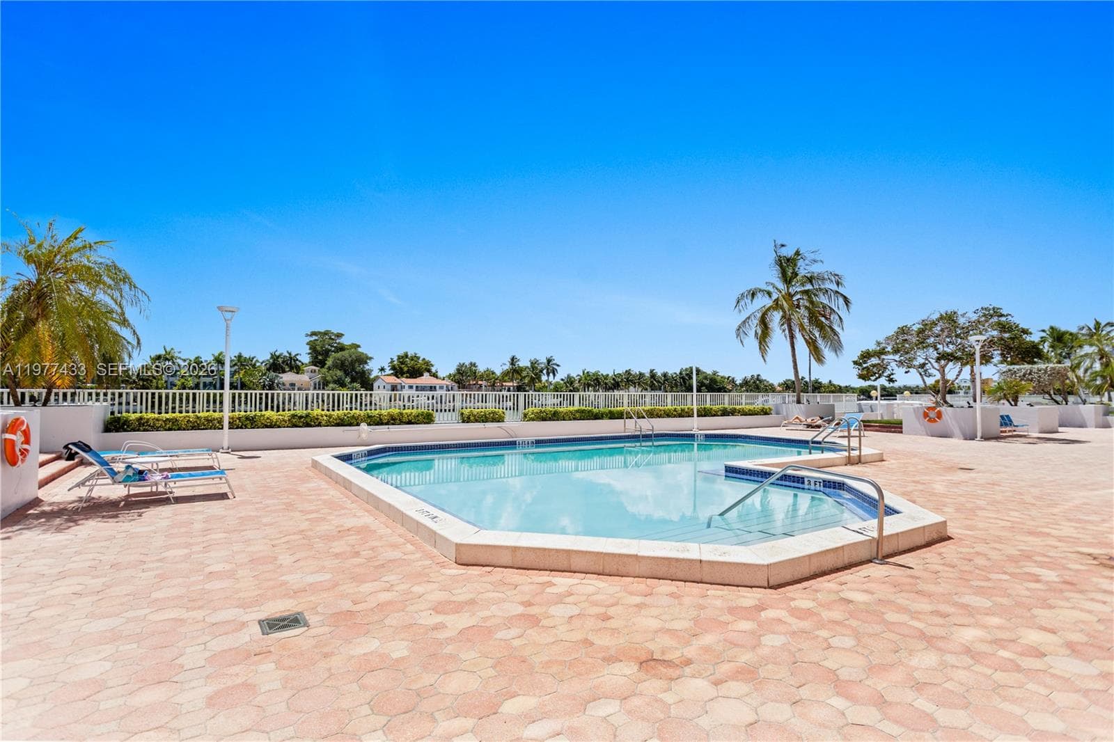 Seacoast 5151 · #3A in Miami Beach - Photo 37