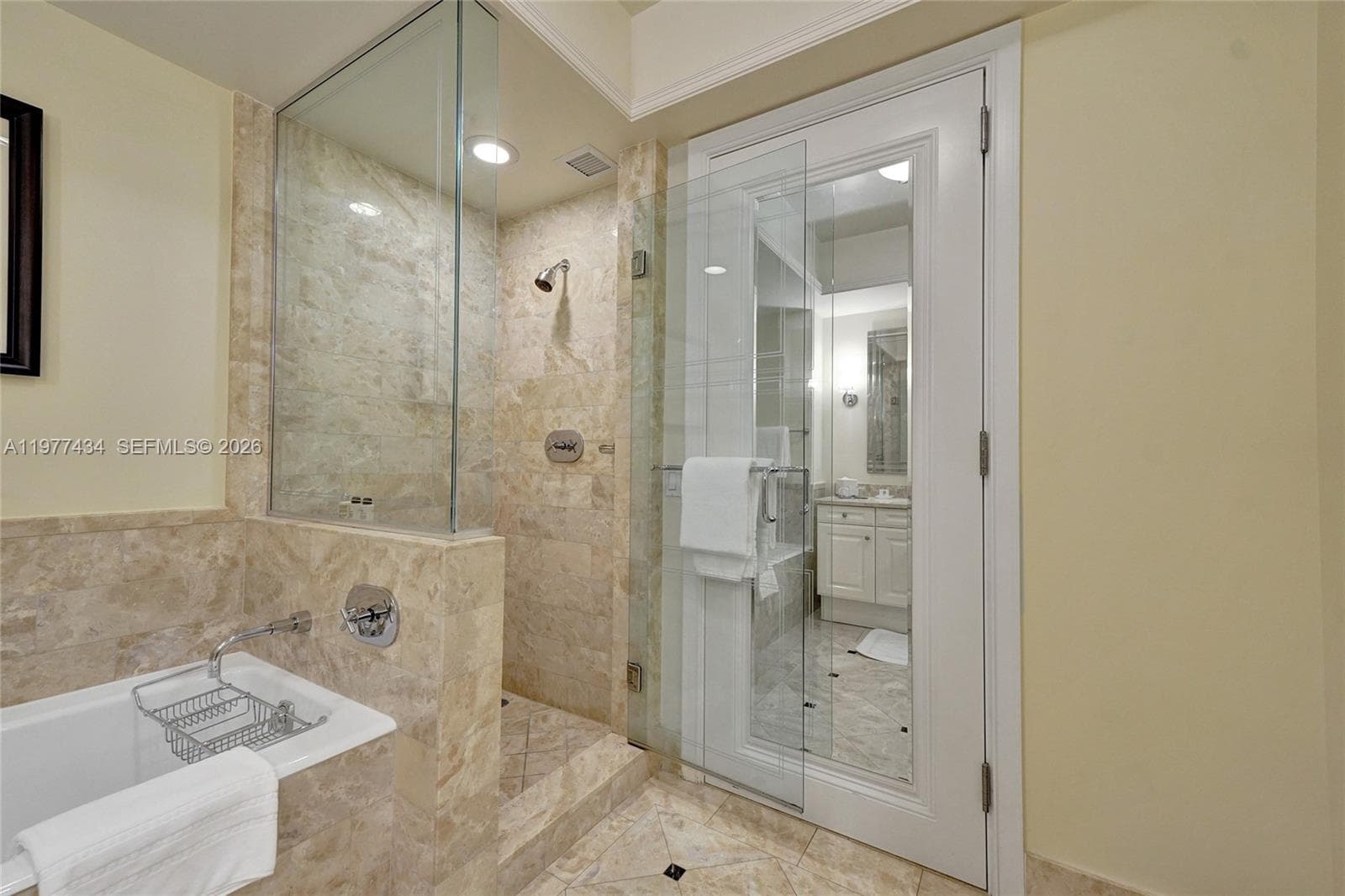 Four Seasons Condo Hotel · #3308 in Miami - Photo 16