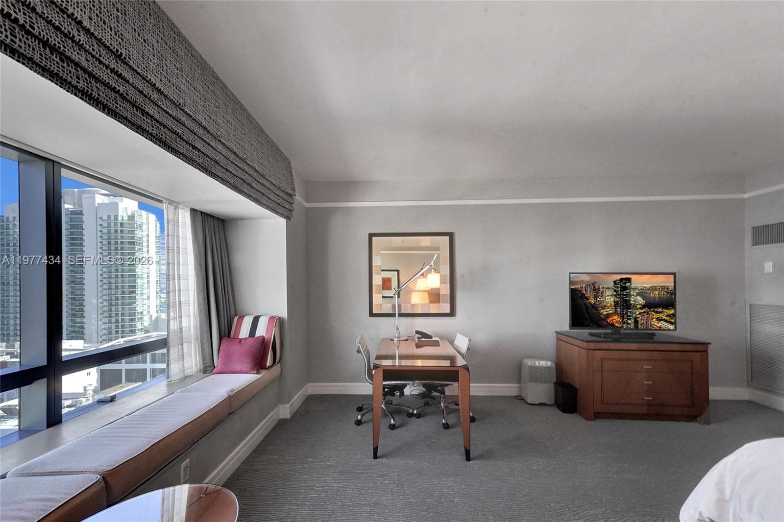 Four Seasons Condo Hotel · #3308 in Miami - Photo 4