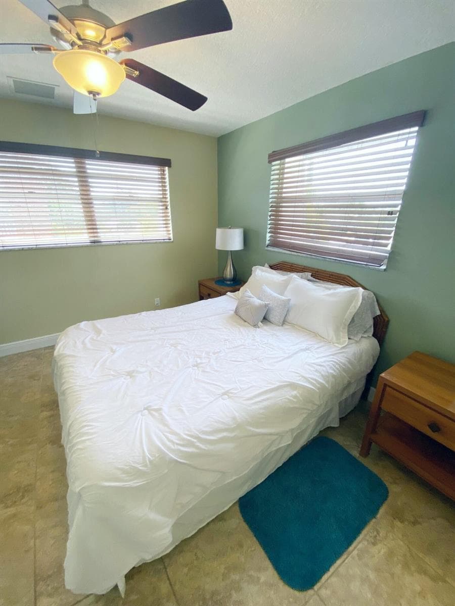 15) Second Bed I