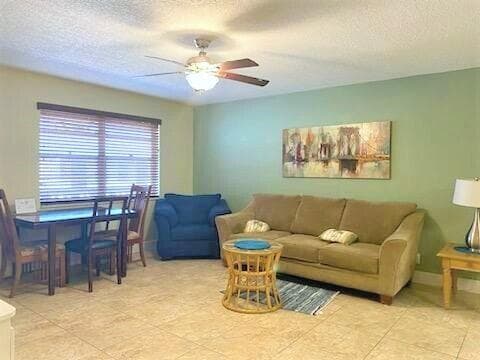 3) Livingroom III