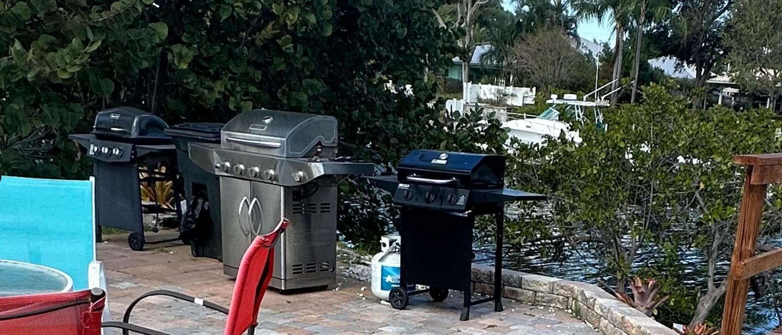 21) HB Outside Grills
