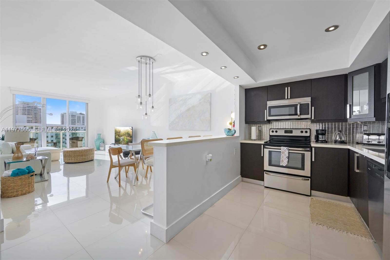 Ocean Reserve · #PH-14 in Sunny Isles Beach - Photo 8