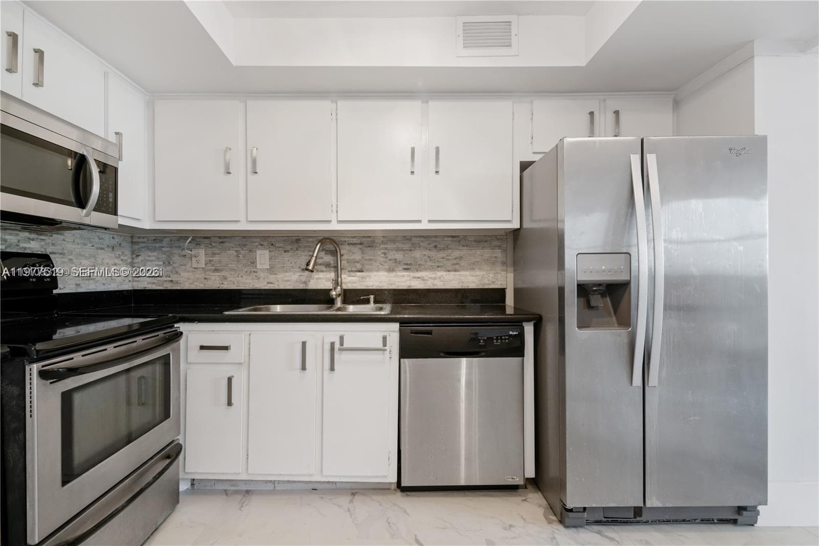 BAYSHORE PLACE CONDO · #505C in Miami - Photo 6
