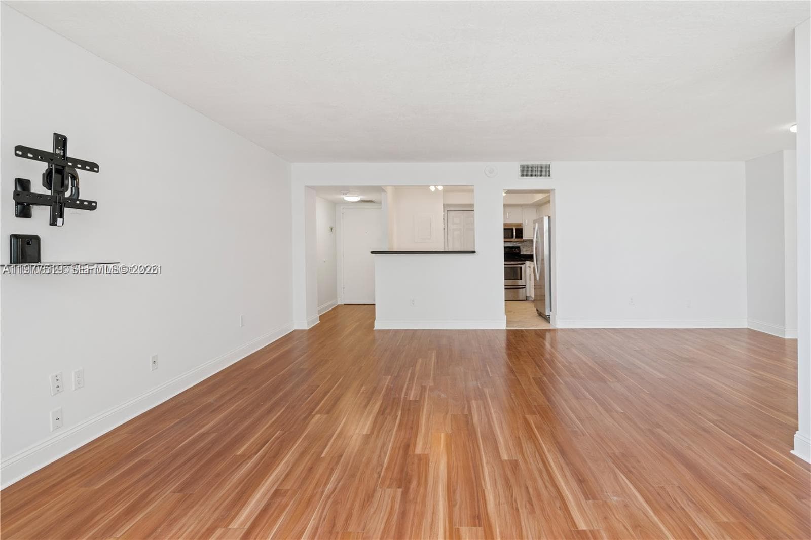 BAYSHORE PLACE CONDO · #505C in Miami - Photo 8