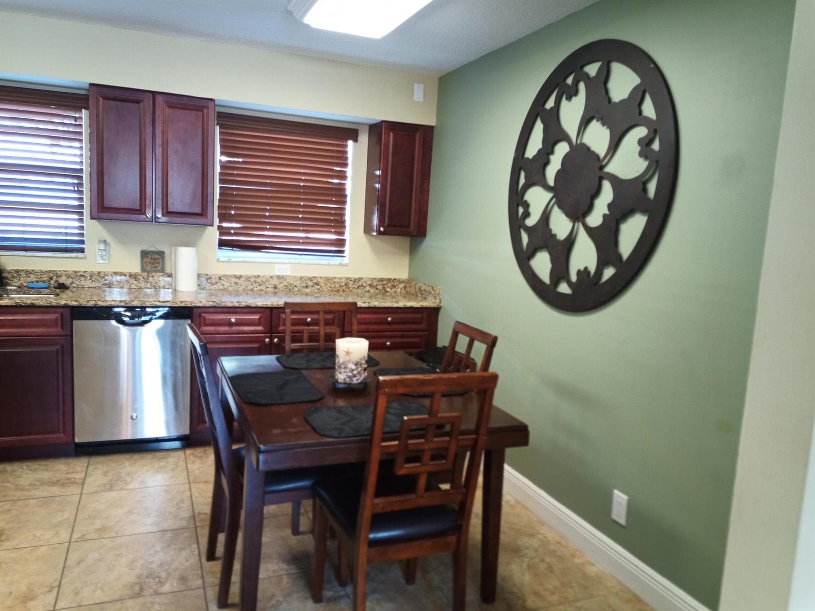 6) Kitchen III