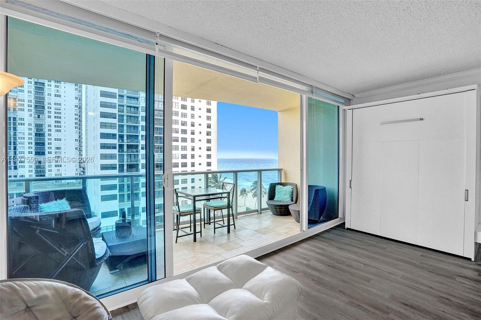 WAVE CONDO · #804 (Available Oct 16) in Hollywood - Photo 9