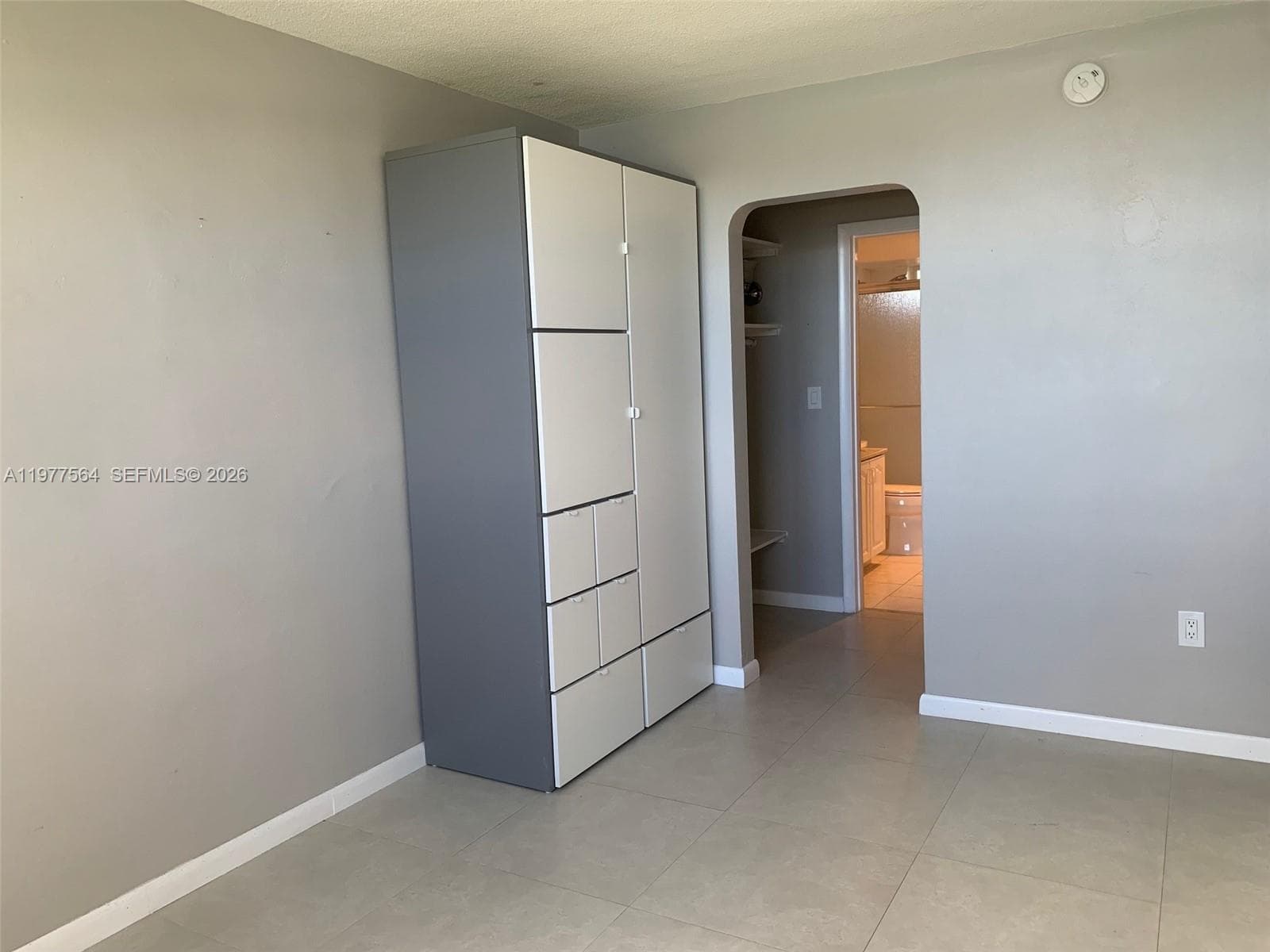 POINT EAST SEC 4 CONDO · #R105 in Aventura - Photo 9