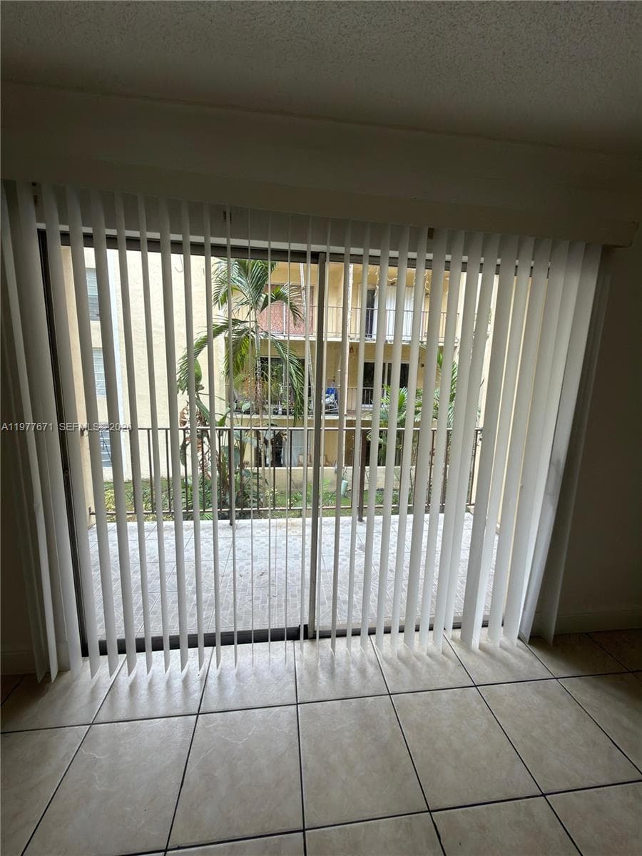 Capri Gardens · #B207 in North Miami - Photo 15