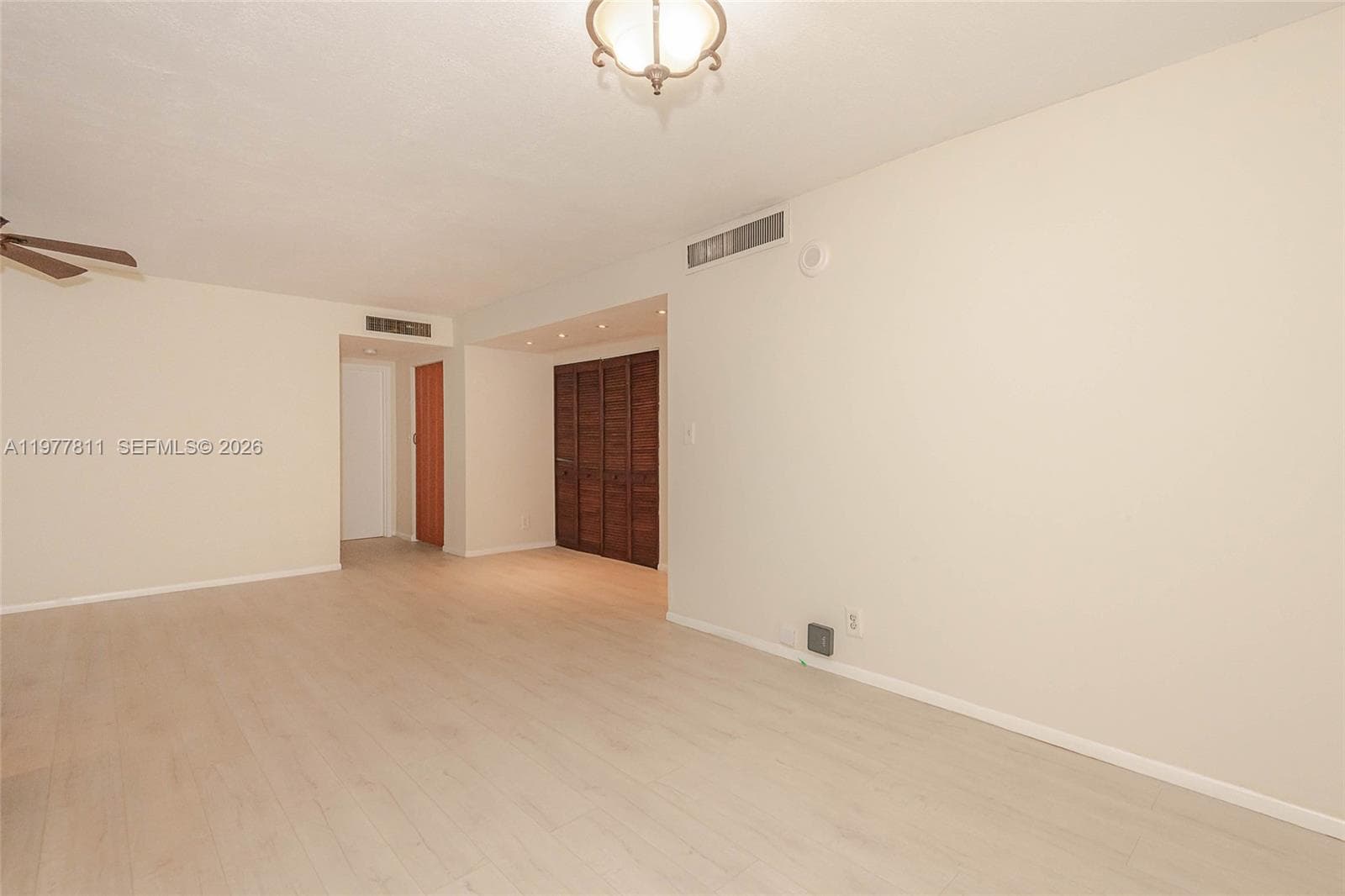 PLAZA OF AMERICAS CONDO P · #102 in Sunny Isles Beach - Photo 23