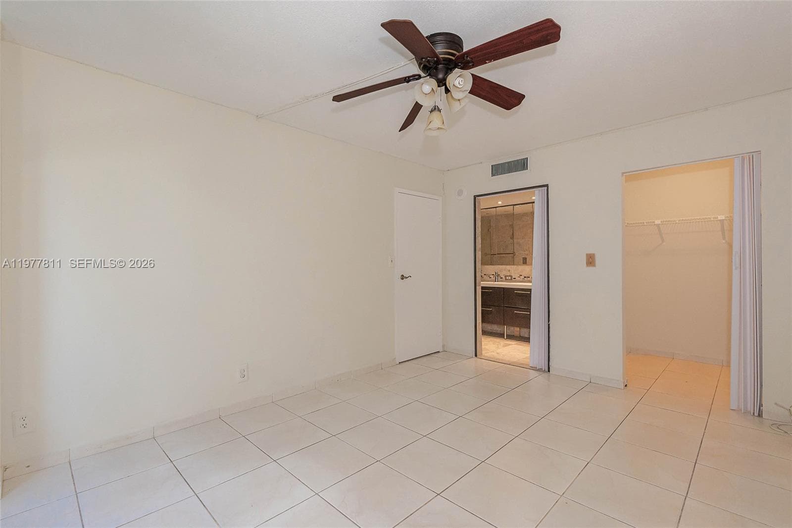 PLAZA OF AMERICAS CONDO P · #102 in Sunny Isles Beach - Photo 13