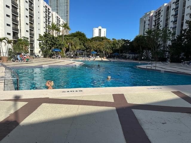 PLAZA OF AMERICAS CONDO P · #102 in Sunny Isles Beach - Photo 24