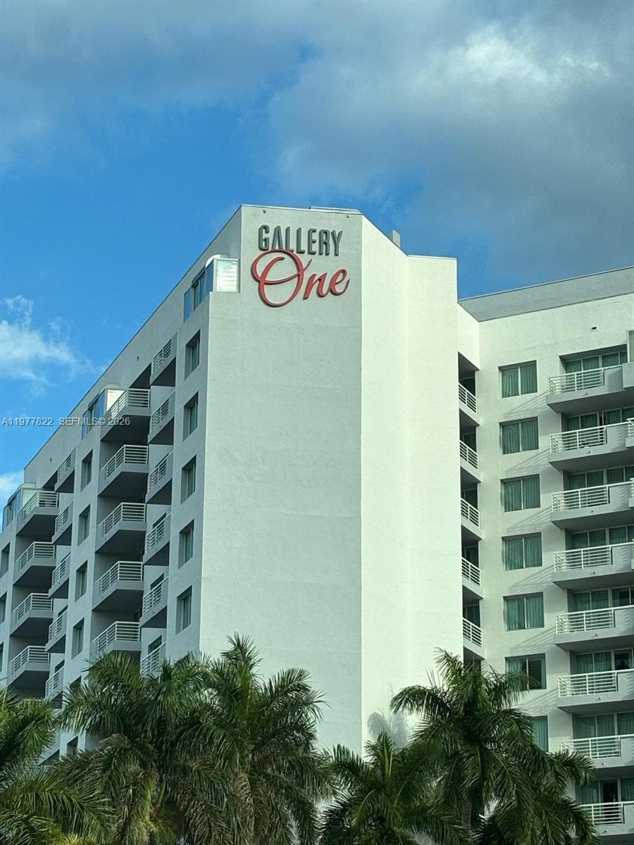 GALLERY ONE · #302 in Fort Lauderdale - Photo 2