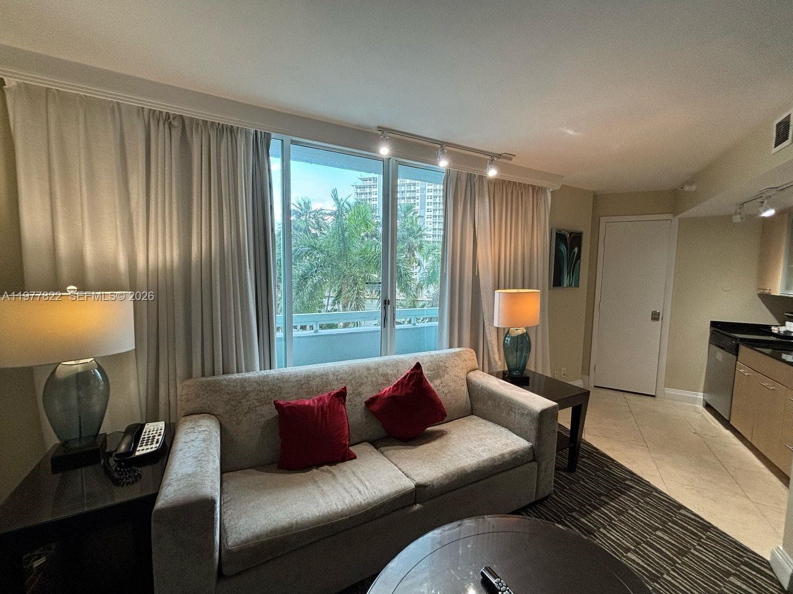 GALLERY ONE · #302 in Fort Lauderdale - Photo 22