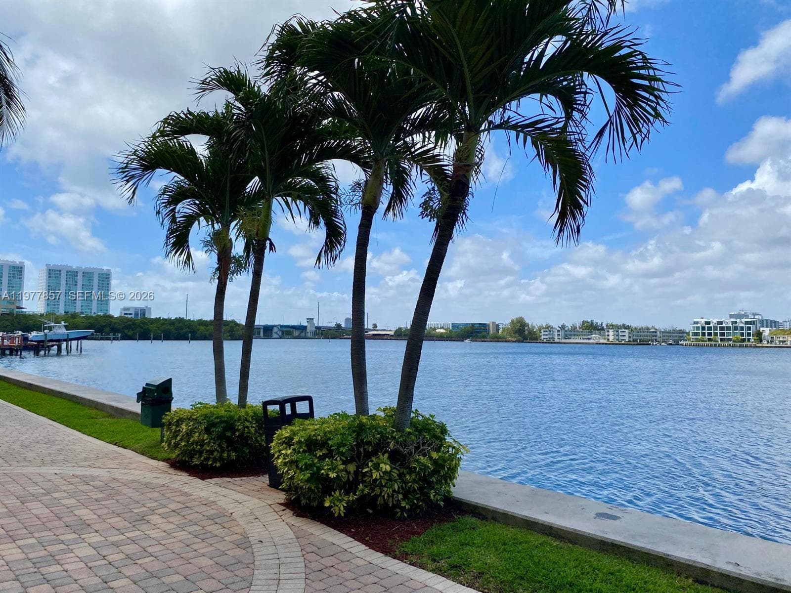 Porto Bellagio · #1810 in Sunny Isles Beach - Photo 32