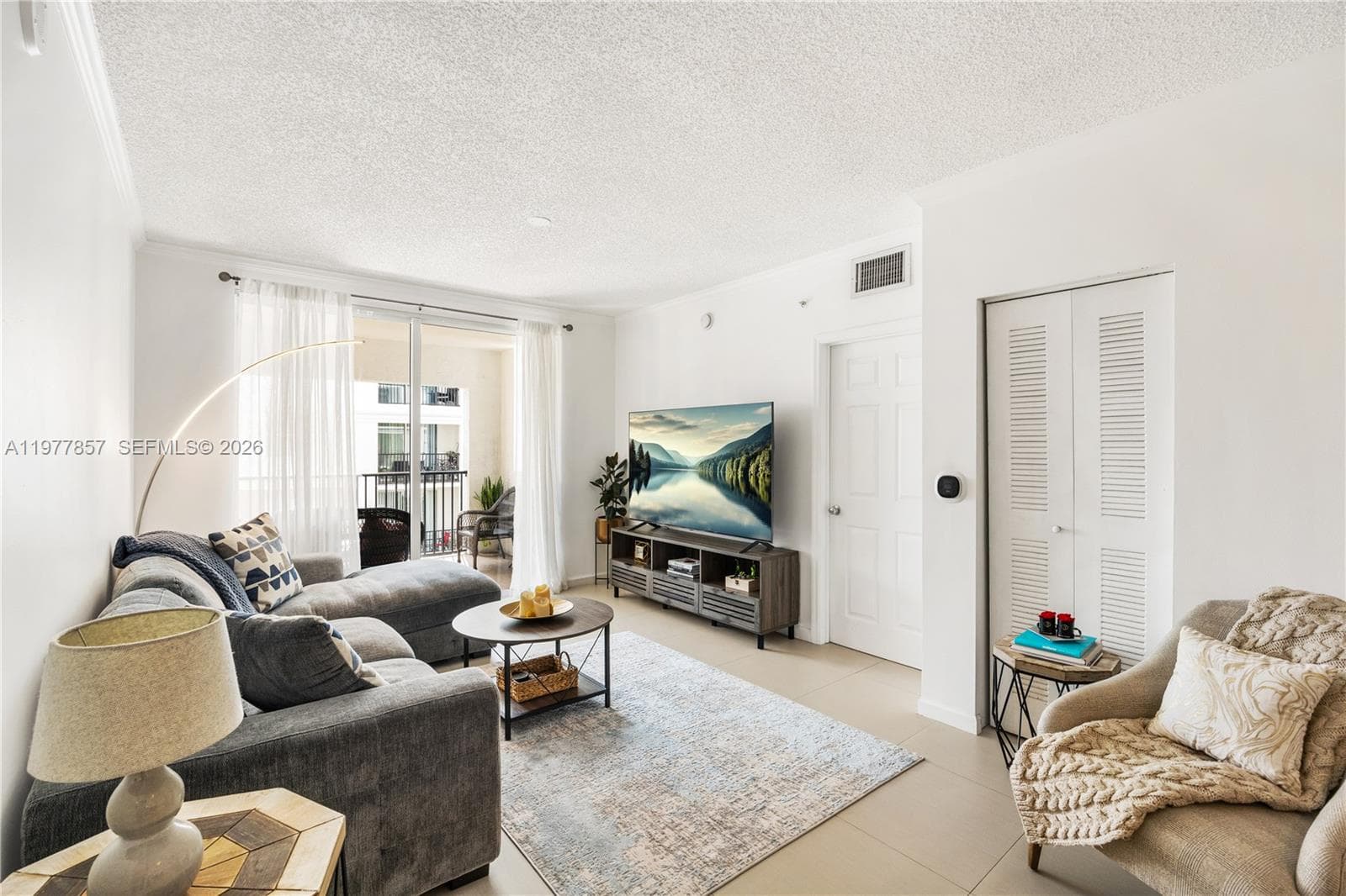 Porto Bellagio · #1810 in Sunny Isles Beach - Photo 15
