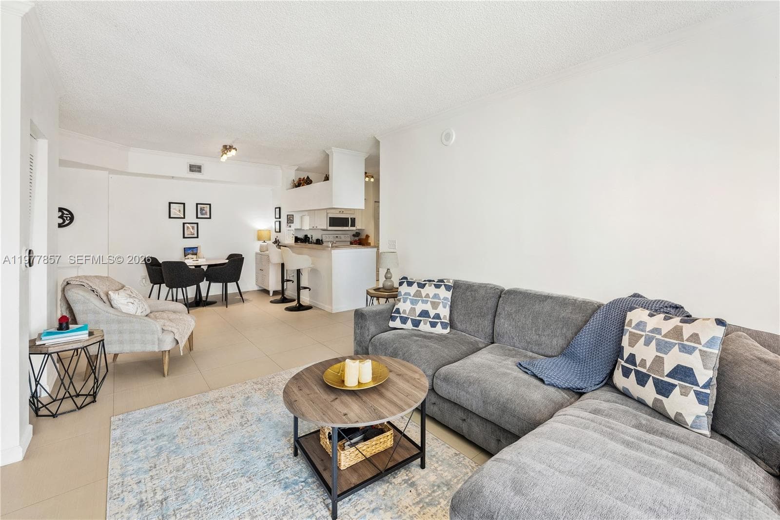 Porto Bellagio · #1810 in Sunny Isles Beach - Photo 8