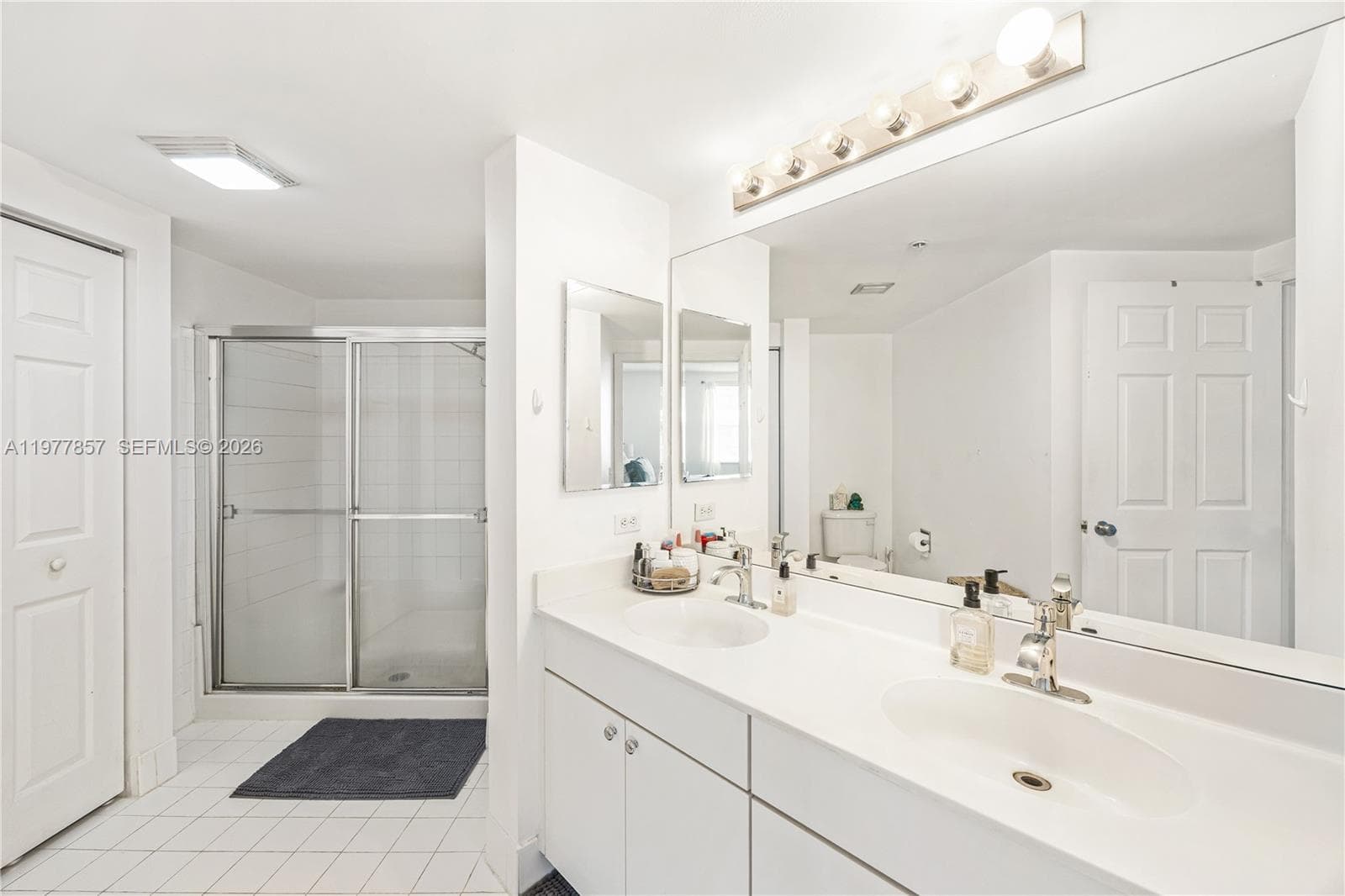 Porto Bellagio · #1810 in Sunny Isles Beach - Photo 25