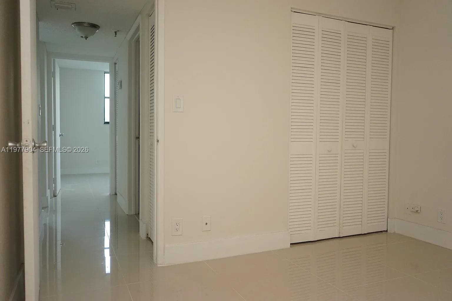 RIOPLAZA CONDOMINIUM SOUT · #404 in Miami - Photo 7