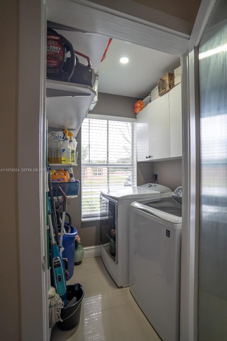 10704 SW 167th St photo 15