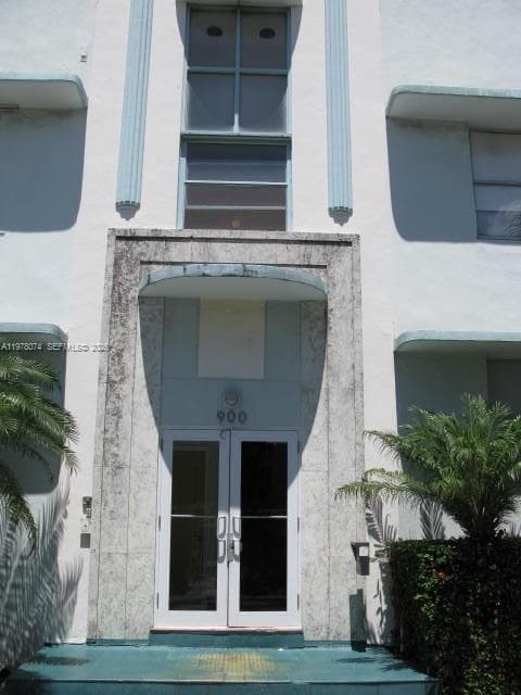 THE CORONET CONDO · #4 in Miami Beach - Photo 16