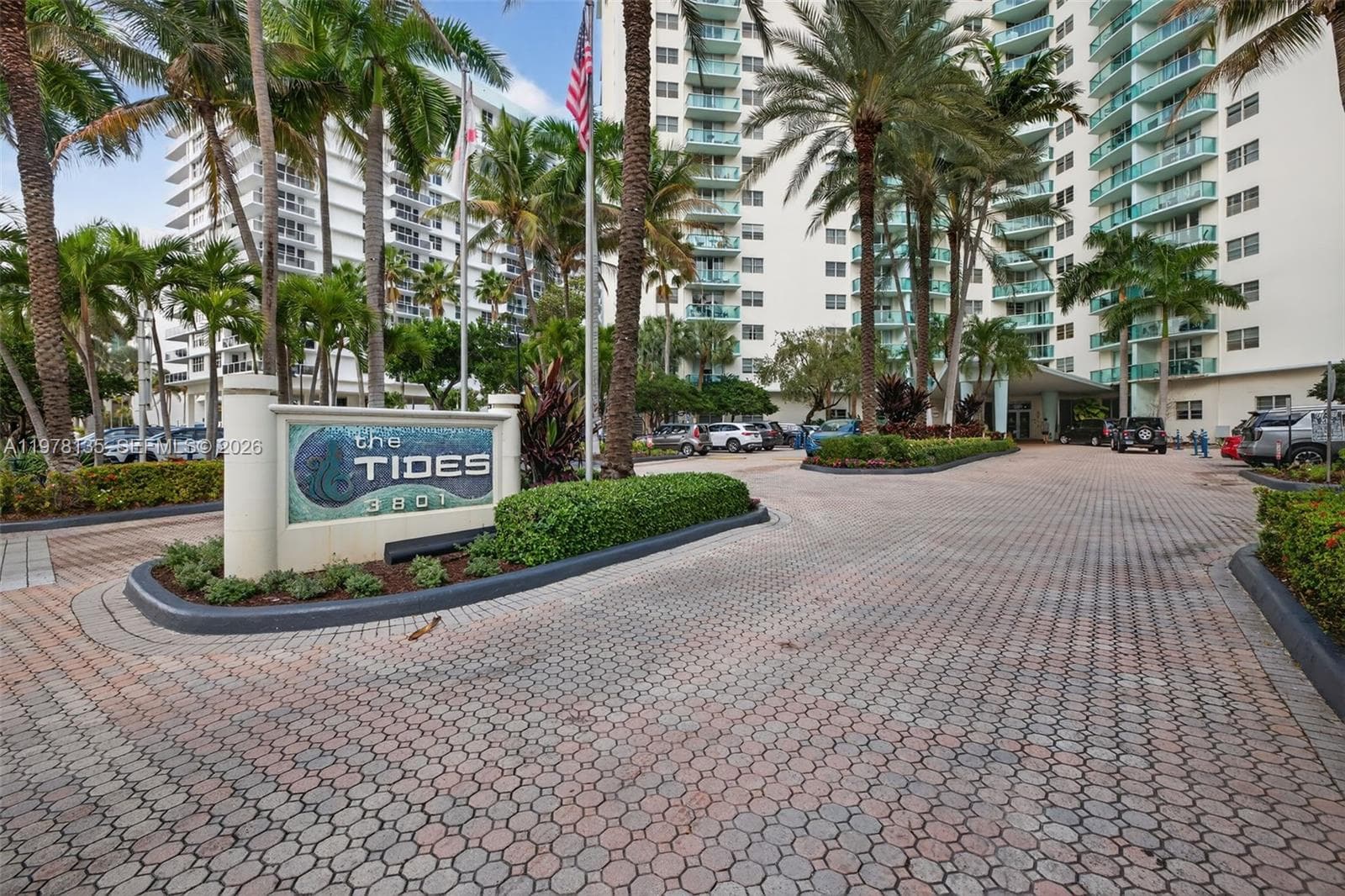 TIDES ON HOLLYWOOD BEACH · #4R in Hollywood - Photo 1