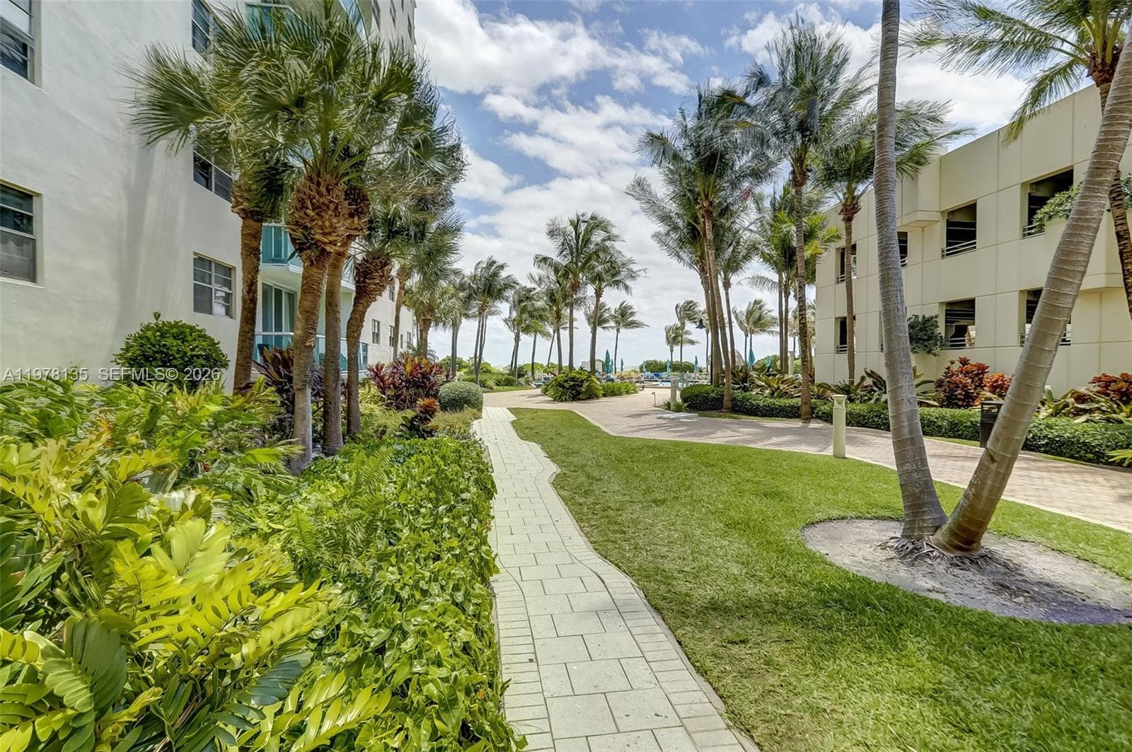 TIDES ON HOLLYWOOD BEACH · #4R in Hollywood - Photo 31