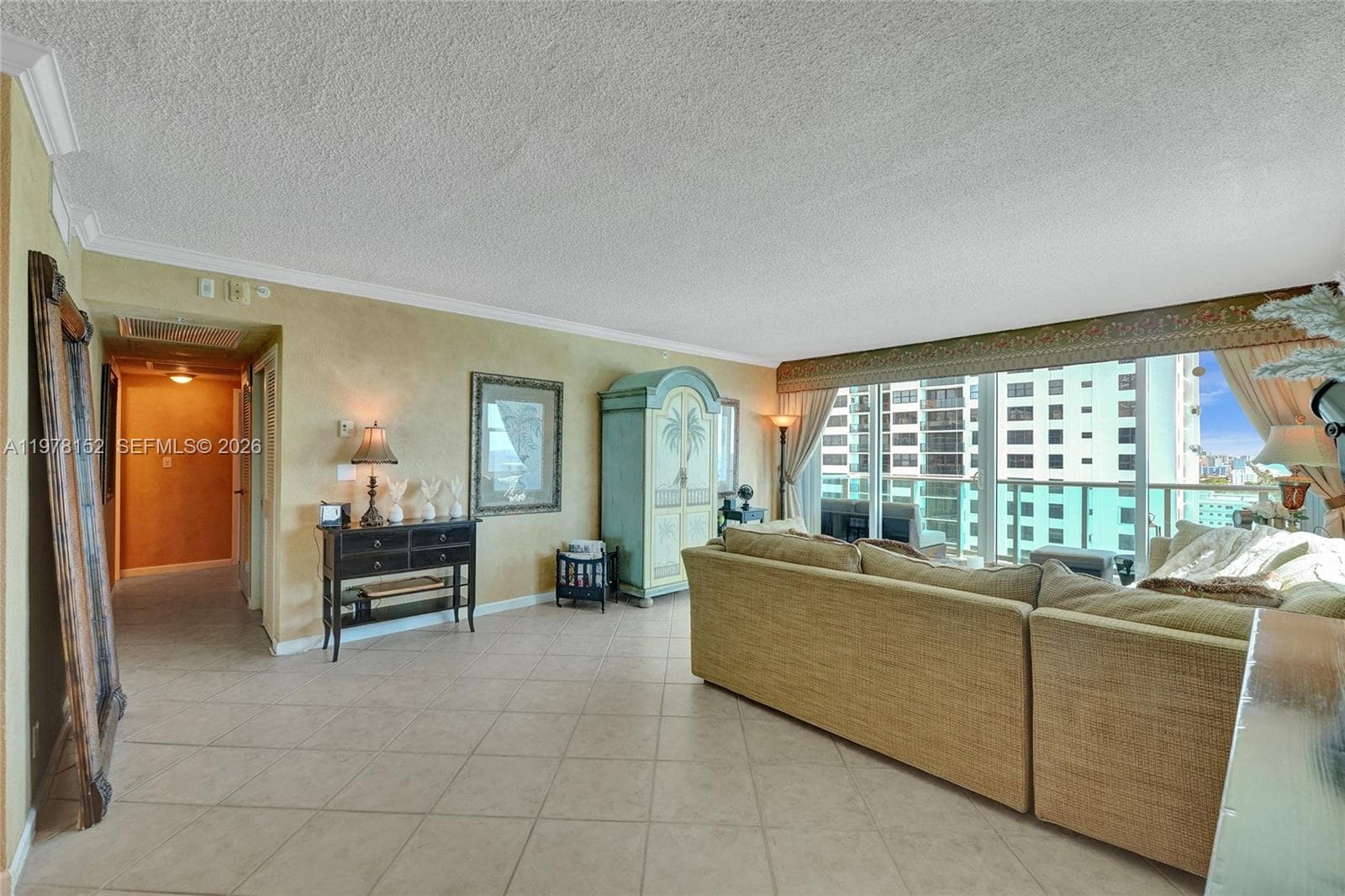 WAVE CONDO · #1510 in Hollywood - Photo 13