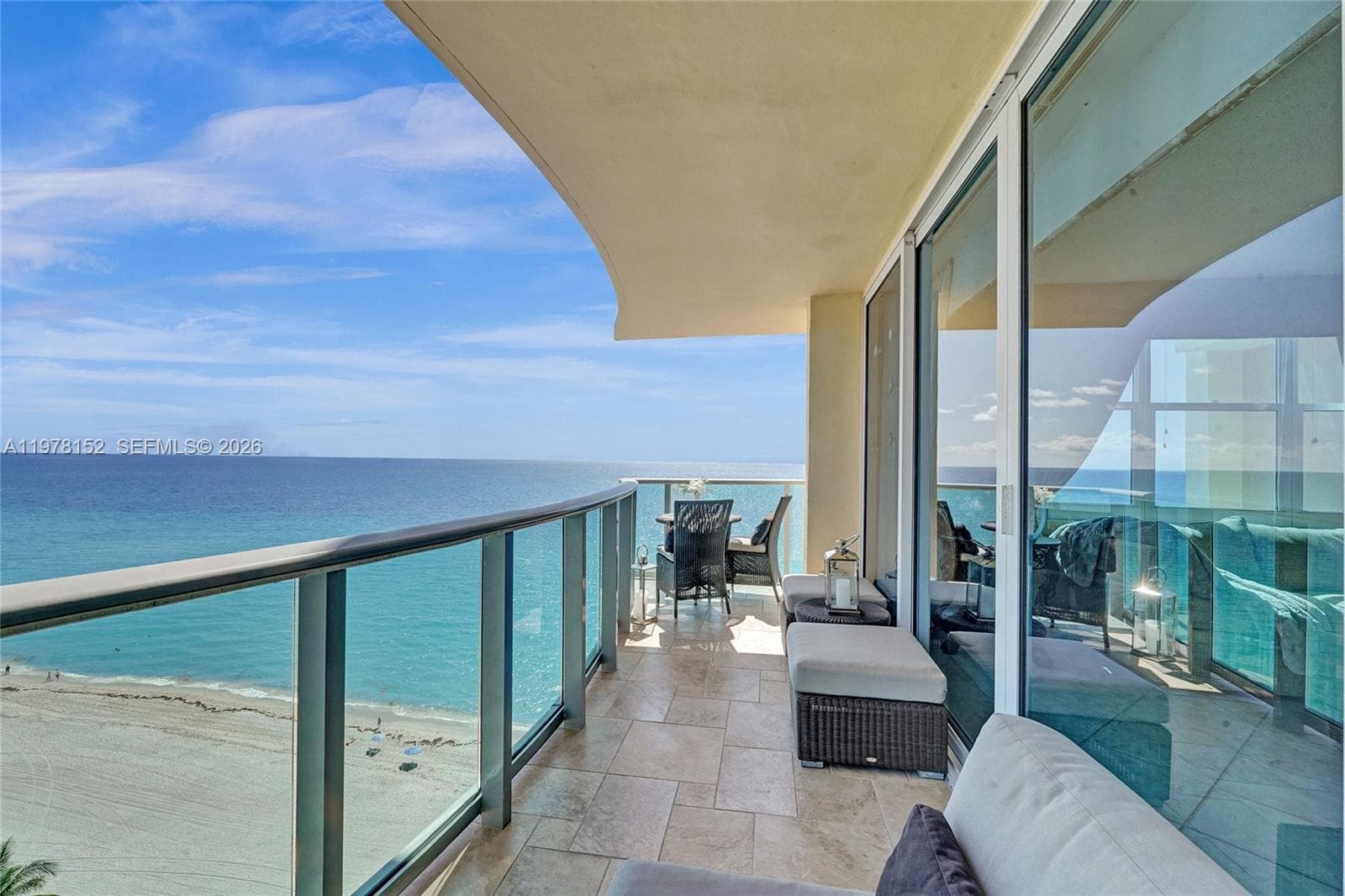 WAVE CONDO · #1510 in Hollywood - Photo 3