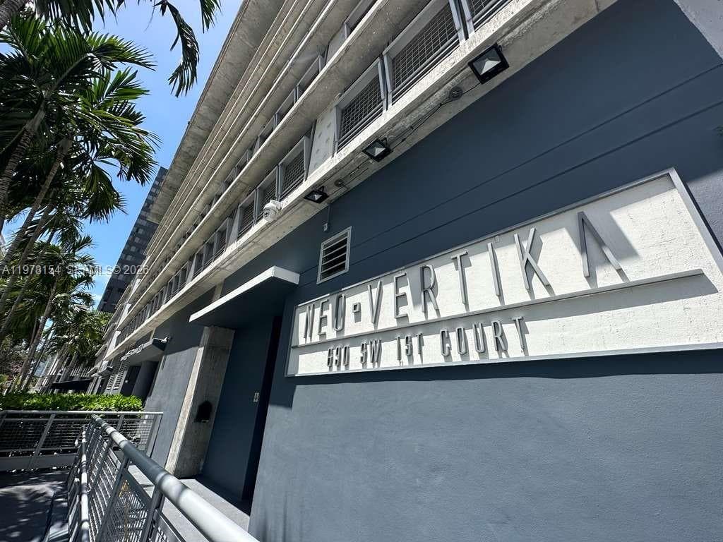 NEO VERTIKA CONDO · #1128 in Miami - Photo 2