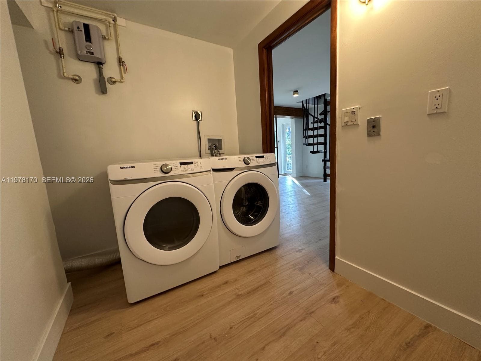 17010 SW 77th Ave photo 19