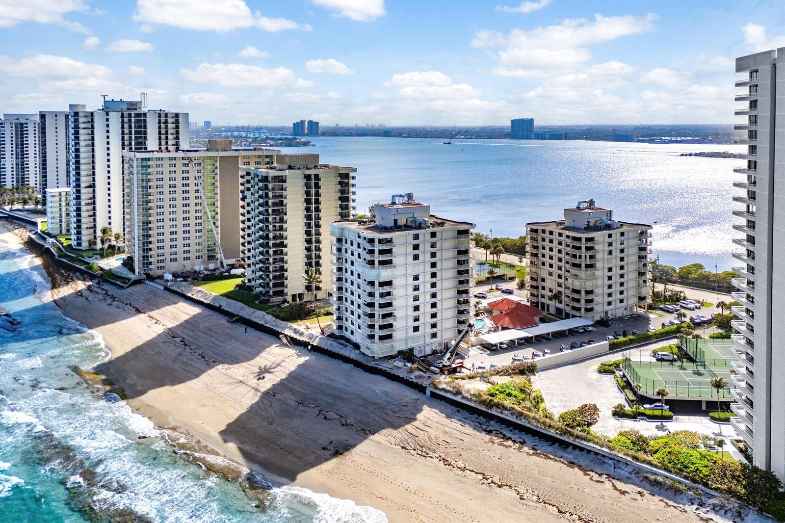 043-5480NorthOceanDrive-A1C-RivieraBeach