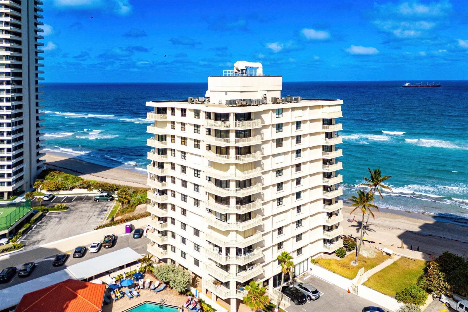 048-5480NorthOceanDrive-A1C-RivieraBeach