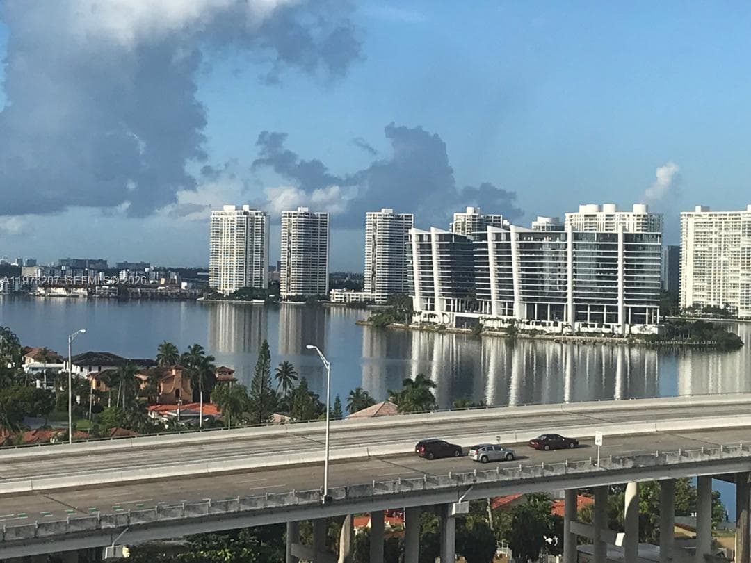 OCEANVIEW BUILDING B COND · #1219 in Sunny Isles Beach - Photo 6