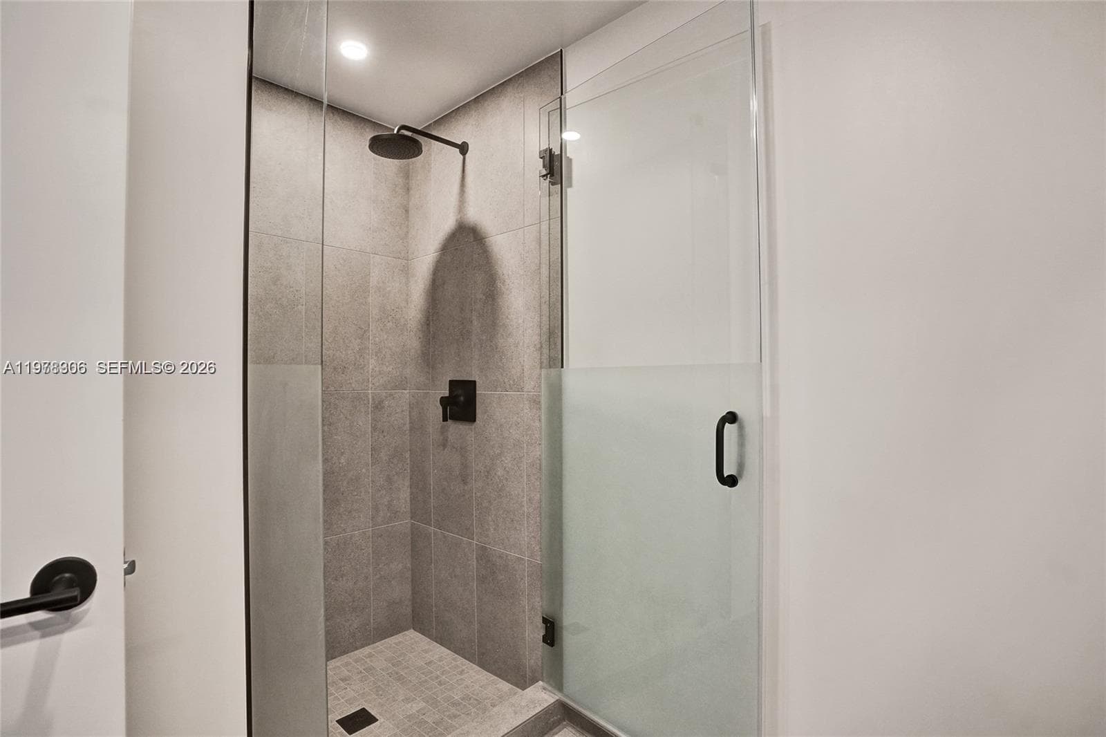 121 Ne 5TH · #801b in Miami - Photo 4